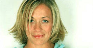 Amusing Interview With Sarah Beeny On Scott Mills Radio 1 Show